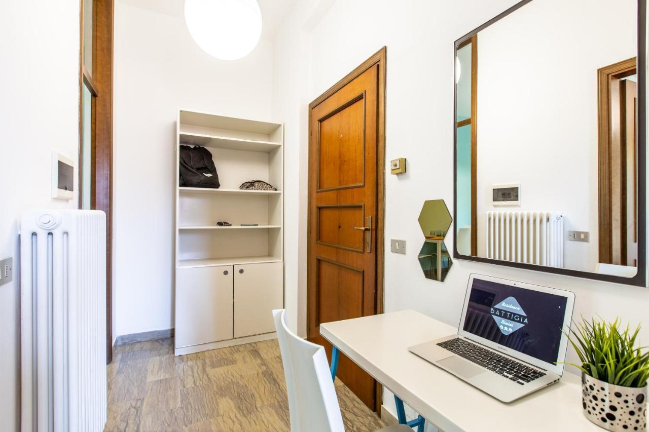 Battigia Rimini - Appartamenti Vacanze Экстерьер фото