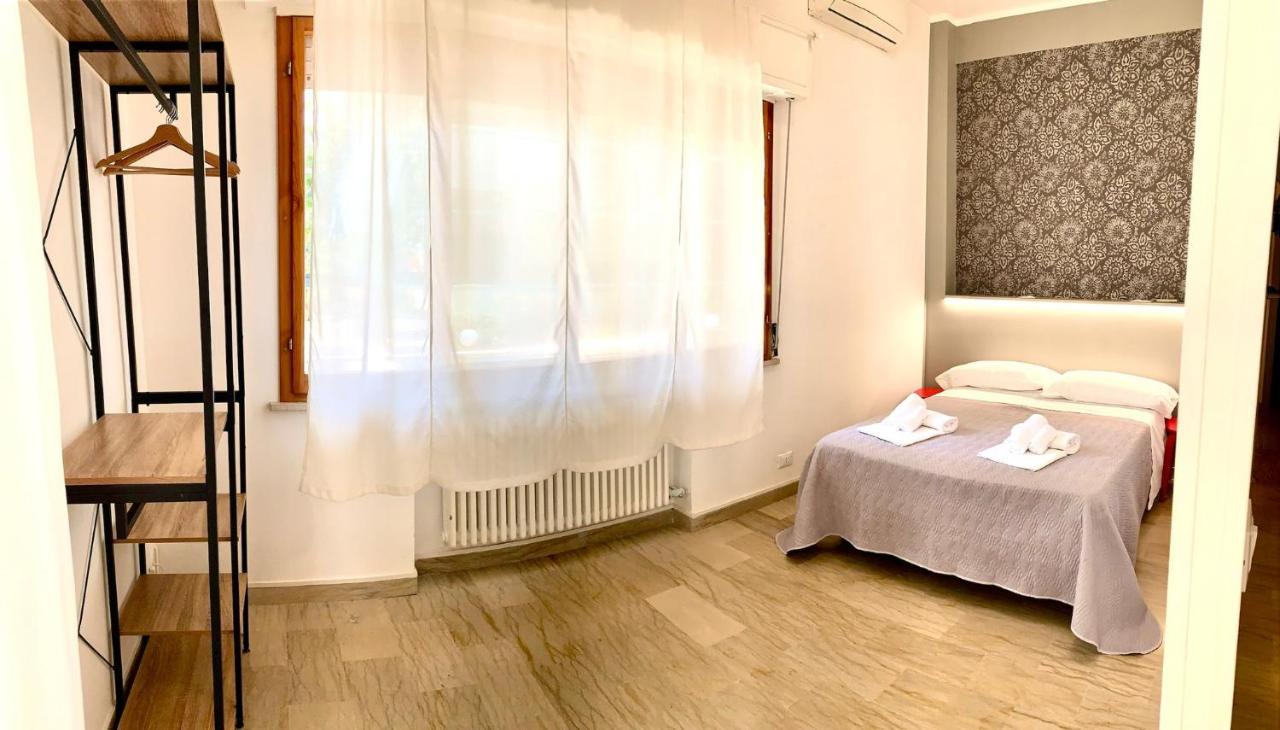 Battigia Rimini - Appartamenti Vacanze Экстерьер фото